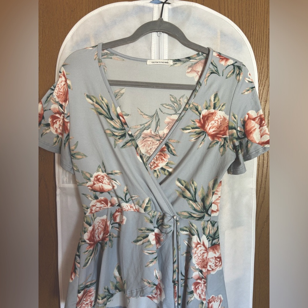 Caution to the Wind - women’s size Medium